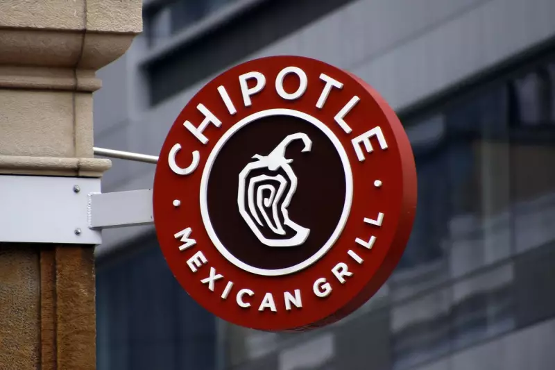 Chipotle's Profit Margins Squeezed by Inflation and Tariffs: Stock Takes a Hit
