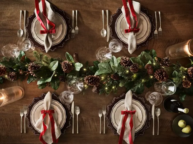 2025 Holiday Decor Trends: Nonna Style Dominates Festive Season
