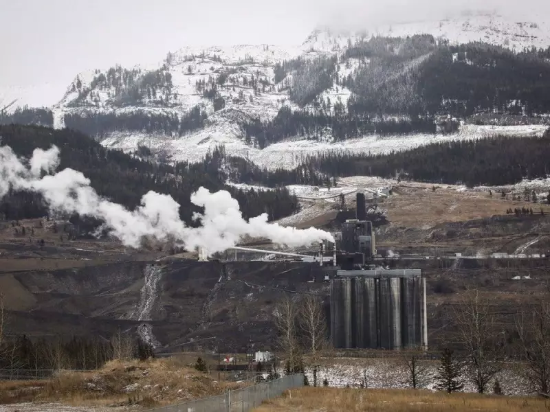 39-Year-Old Worker Found Dead at Sparwood Coal Mine in BC