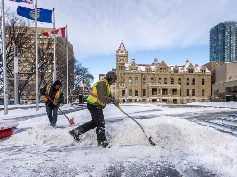 Calgary Snow Clearing Guide 2025: Rules, Timelines & Safety Tips