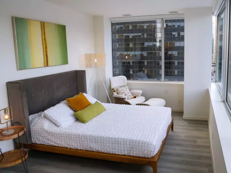 Calgary's Downtown Dilemma: Too Big to Fail vs Too Small to Save