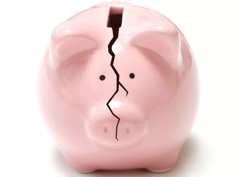 Canadian Households Feeling the Pinch: Credit Strain Reaches Alarming Levels