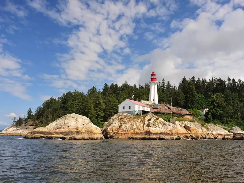 Container Ship Collides with Pleasure Craft in Vancouver's English Bay
