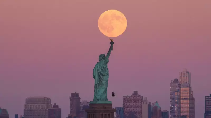 Don't Miss the Super Beaver Moon: November's Spectacular Lunar Show
