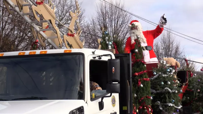 Hyde Park Santa Parade Boosts London Food Bank with Donations