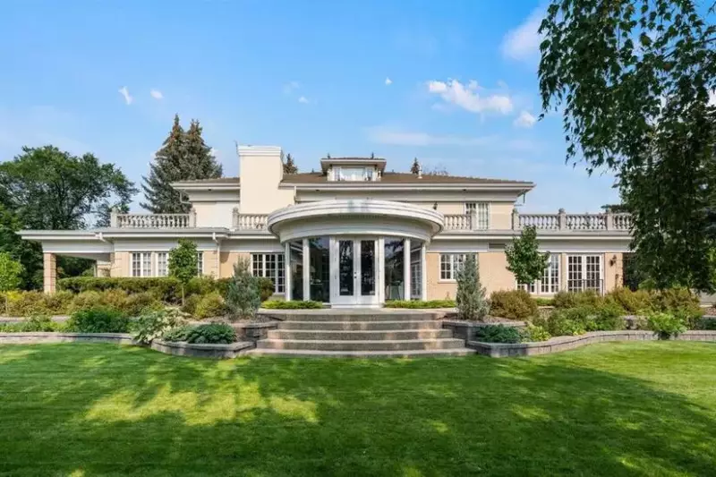 Inside Calgary's Multi-Million Dollar Mansions: A Tour of the City's 5 Most Luxurious Listings