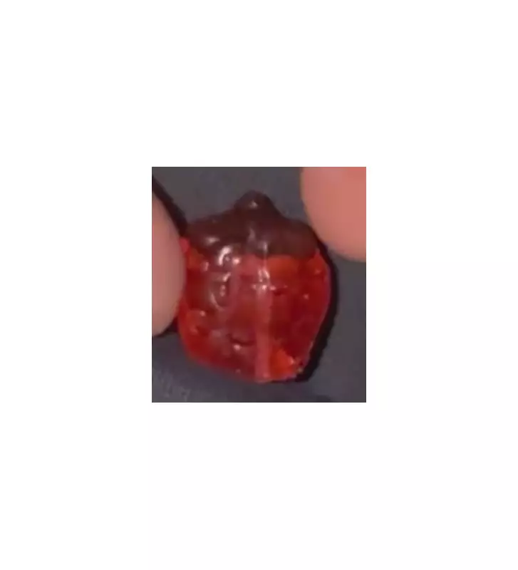 Metal Rod Found in Laval Halloween Candy Sparks Police Investigation