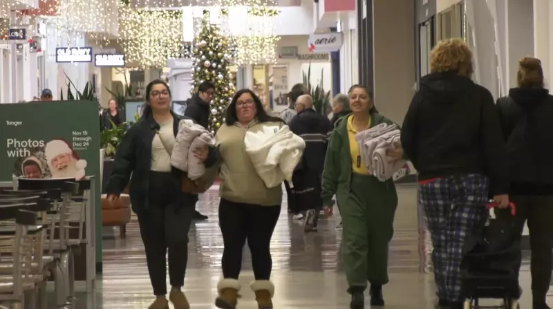 Ontarians Plan Cautious Holiday Spending Amid Economic Pressures