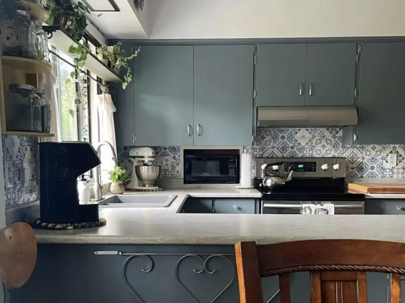 Revolutionize Your Furniture: 7 Pro Painting Secrets for Stunning DIY Transformations