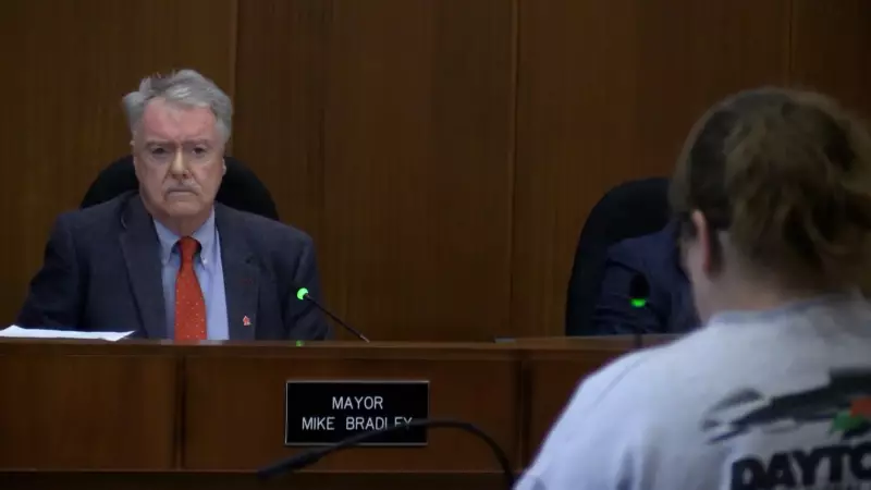 Sarnia Mayor Threatens Strong Mayor Powers in Police Budget Standoff