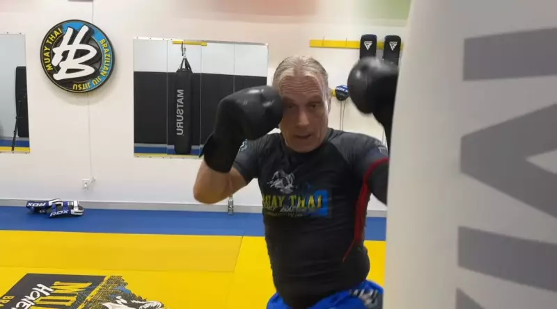 Self-Defense Master Offers Help to Bullying Victims in Windsor