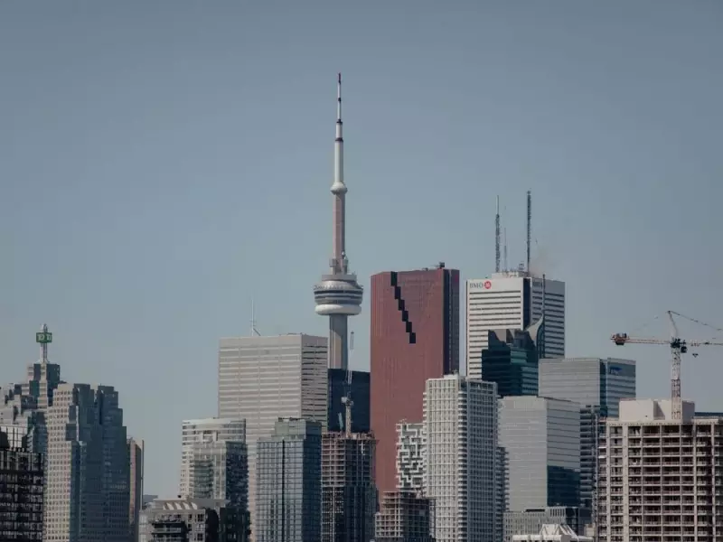 Toronto Braces for Powerful Wind Gusts: Environment Canada Issues Warning