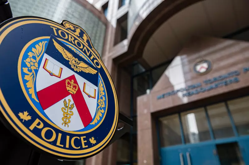 Toronto officer loses 10 days' pay for misconduct with victim photos, firearm