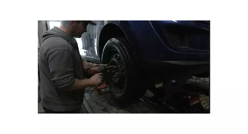 Winter Auto Shop Rush Hits Stayner After First Snowfall