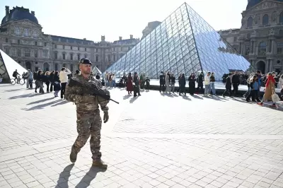 Louvre Heist Trial Delayed: Media Frenomy Forces French Court to Postpone