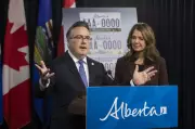 Alberta Premier Smith Defends Record Amid Recall Petition Distractions