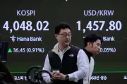 Asian Markets Mixed After U.S. Stocks Stumble in November 2025