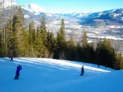 BC's Southeast Braces for Heavy Snowfall as Rain Drenches South Coast