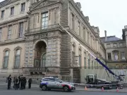 France Arrests 4 More in $102M Louvre Jewel Heist Investigation