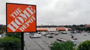 Home Depot Forecasts Steeper Profit Drop as Canadians Delay Renovations