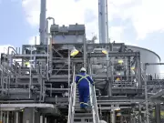 IEA Warns of LNG Glut Risks as Supply Surges 50% by 2030