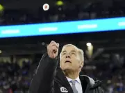 Mark Carney Greeted by Boos at 112th Grey Cup in Winnipeg