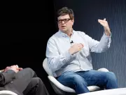 Meta's AI Pioneer Yann LeCun Departs to Launch Startup Amid Zuckerberg's Superintelligence Push