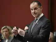 Quebec Cuts Deficit to $12.4B, Offers Tax Relief Amid U.S. Tariffs