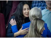 Quebec Liberal Crisis: Ex-Staff Chief Demands Public Retraction