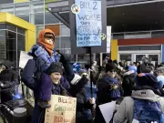 Quebec Pediatricians Protest Bill 2, Warn of Mass Doctor Exodus
