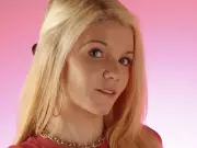 Toronto Sun's SUNshine Girl Hannah: From Nursing to Fitness