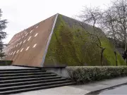 Vancouver Aquatic Centre Reopens After Ceiling Concrete Fall