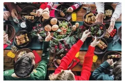 Boost Your Spirits and Longevity: Why Eating with Others Matters