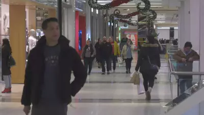 Edmonton's Last-Minute Shoppers Share Christmas Wishes for Comfort and Peace