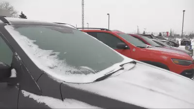 Environment Canada Urges Against Non-Essential Travel Amid Ottawa Freezing Rain