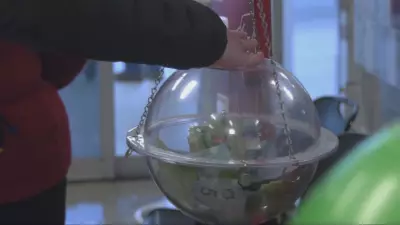 Salvation Army in Winnipeg Needs $127,000 in 2 Days for Christmas Miracle