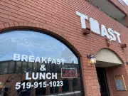 American Couple's Surprise Act: Pays for Entire Windsor Restaurant as Apology