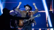 Brett Kissel to Ring in 2026 at Nisku's New Silent Ice Center Arena