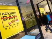 Calgarians Brave Cold, Crowd Malls for Boxing Day Deals in 2025