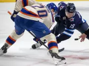 Curtis Lazar's NHL Longevity: Oilers Fourth-Liner Adapts to Survive Numbers Game at 30