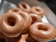 Krispy Kreme Opens Vancouver Shop, Free Doughnuts Spark Overnight Lineups