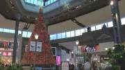 Laval Malls Extend Weekend Hours for Holiday Shoppers in 2025