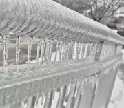 London, Ont. Seeks Ice Storm Photos After Winter Weather Event