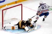 McDavid Shines with Short-Handed Goal, Assist in Oilers' 3-1 Victory Over Bruins