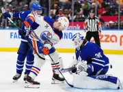 Oilers Eyeing Top 9 Forward Addition, Insider Says It May Not Be a 'Super Sexy' Move