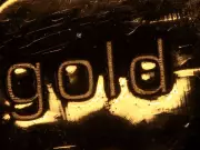 Silver Outshines Gold: 5 Surprising Market Stats That Defined 2025