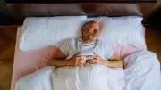 Sleep Apnea Affects 80% Undiagnosed: Symptoms & Pillow Solutions