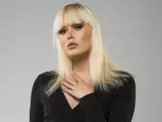 SUNshine Girl Erin: Toronto's 5'1