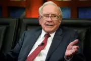 Warren Buffett Retires: Berkshire Hathaway Loses Iconic Leader