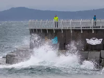 Coastal Flood Warning for B.C. South Coast: High Tides and Low Pressure Threaten Metro Vancouver